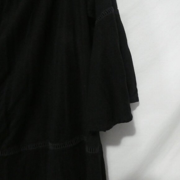 LOVE & LEGEND | 2X | Chic Black Cold Shoulder Top | Bell Sleeves | Front Detail - Picture 7 of 16